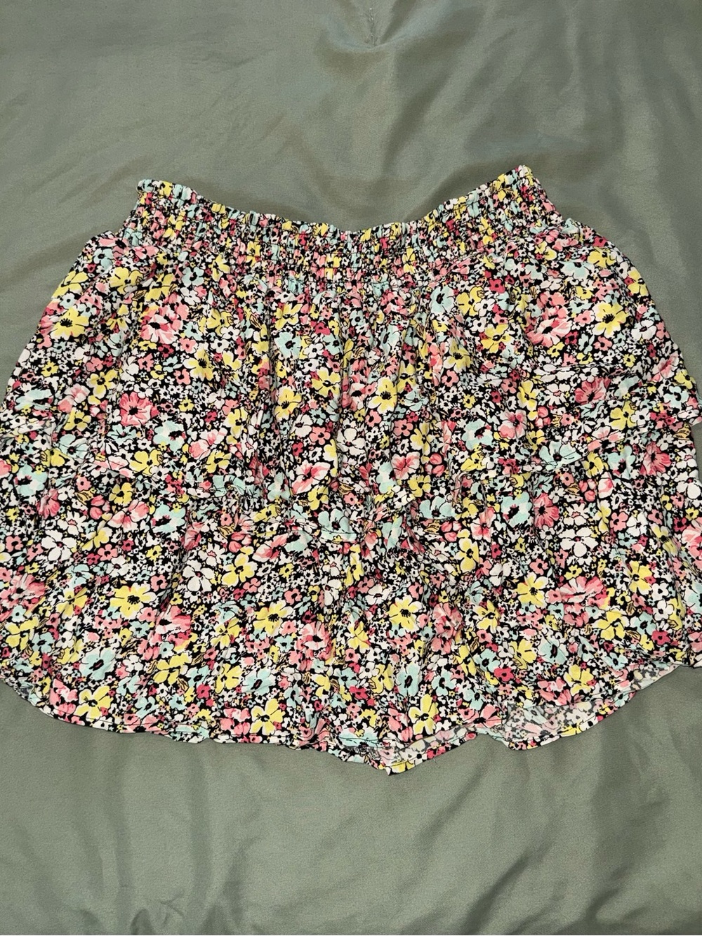 Floral Elastic-Waist Mini Skirt in Pink & Yellow